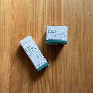 NIB Biossance Squalane + Omega Repair Cream - White and Green
